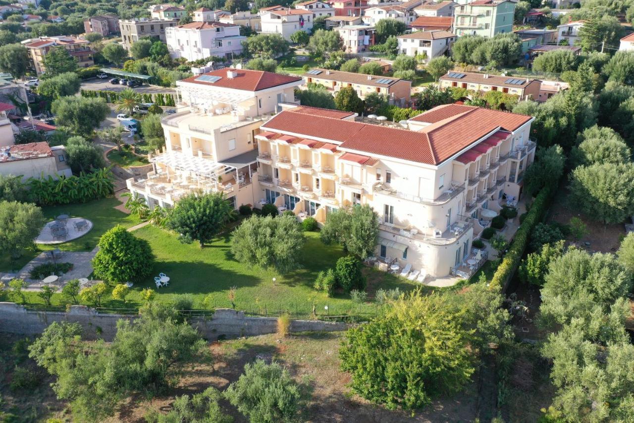 Hotel America Marina di Camerota Extérieur photo