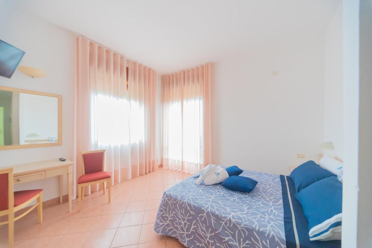 Hotel America Marina di Camerota Extérieur photo