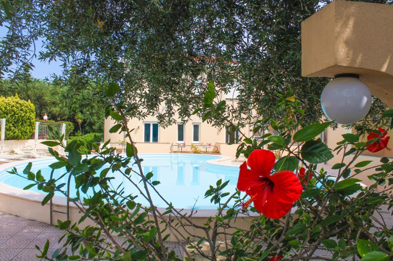 Hotel America Marina di Camerota Extérieur photo