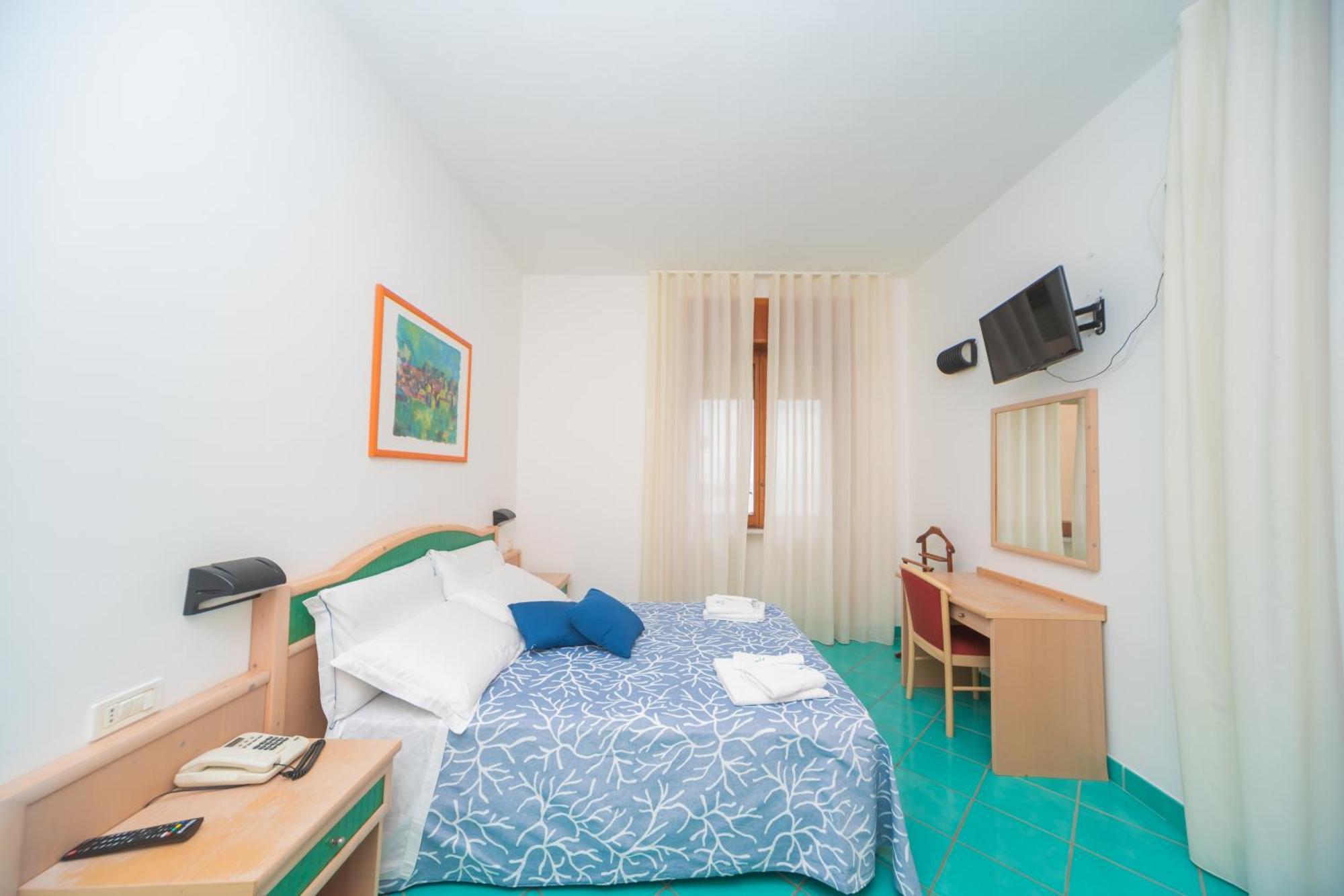 Hotel America Marina di Camerota Extérieur photo
