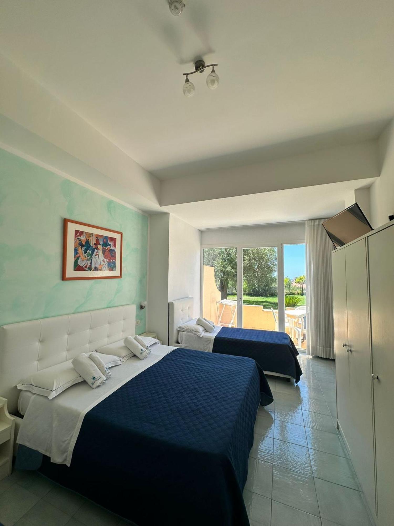 Hotel America Marina di Camerota Extérieur photo